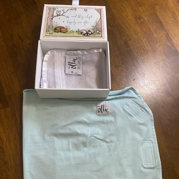 ollie swaddle Other Mint Ollie Swaddlw Poshmark